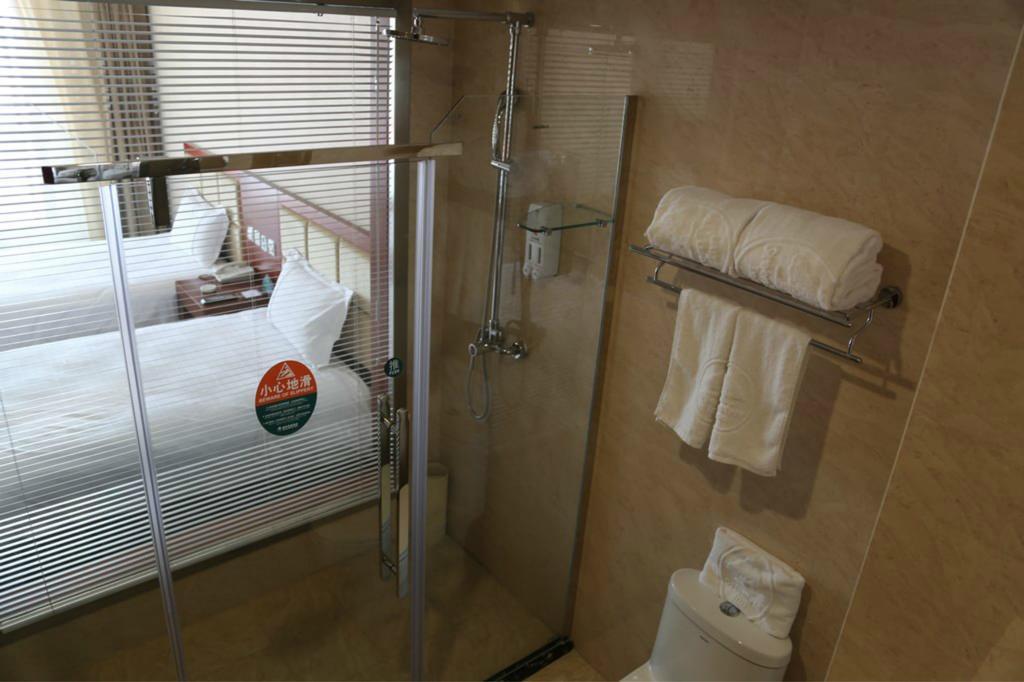 Greentree Inn Shanghai Zhongshan Hutai Hotel Buitenkant foto